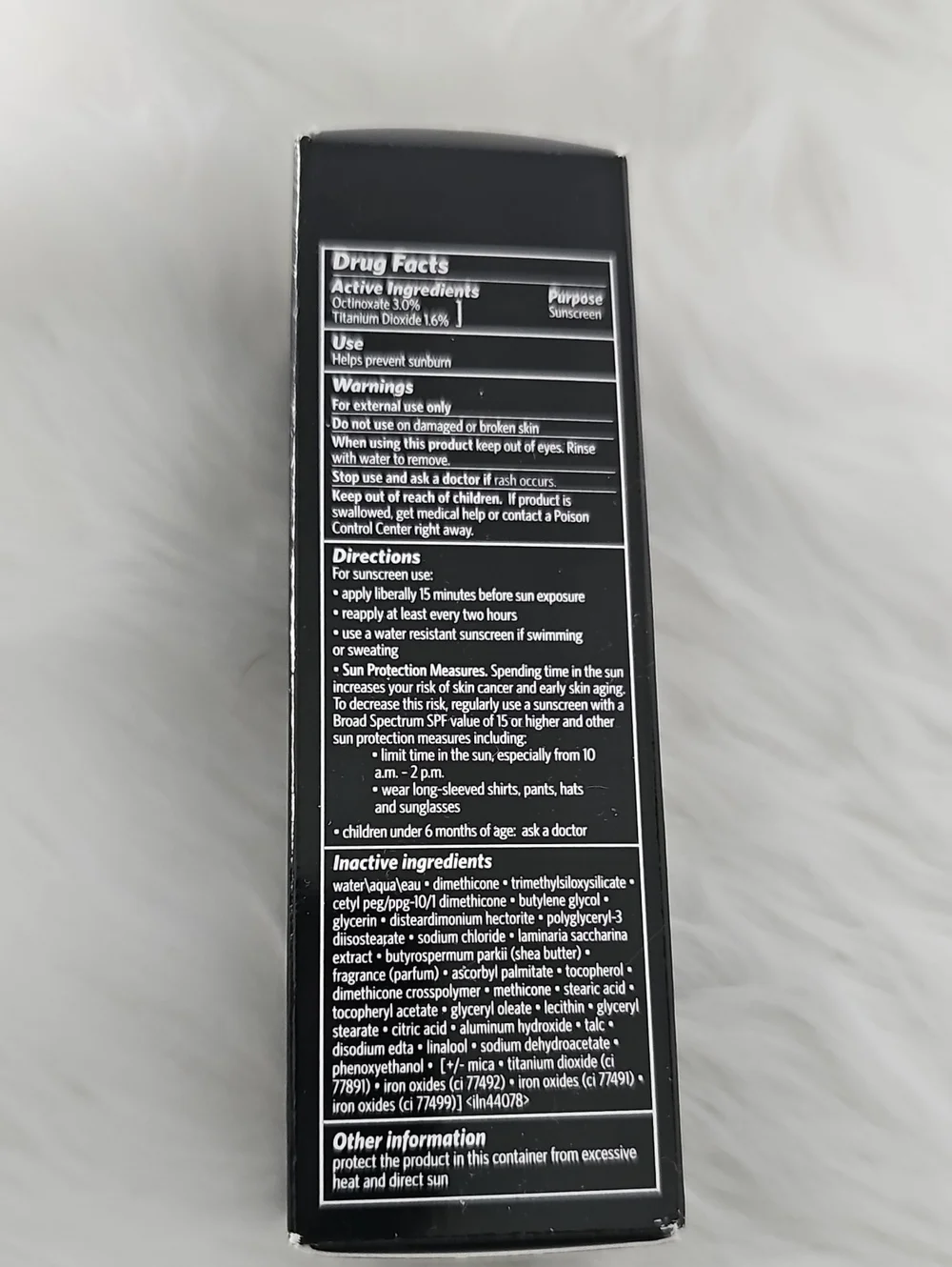 Bobbi Brown Skin Long-Wear Weightless Foundation Alabaster